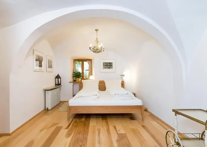 Historische Wohnung Im Herzen Der Regensburger Altstadt